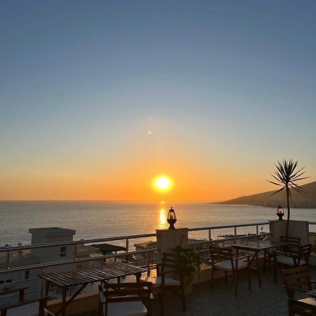 The First Hotel Saranda Exterior photo
